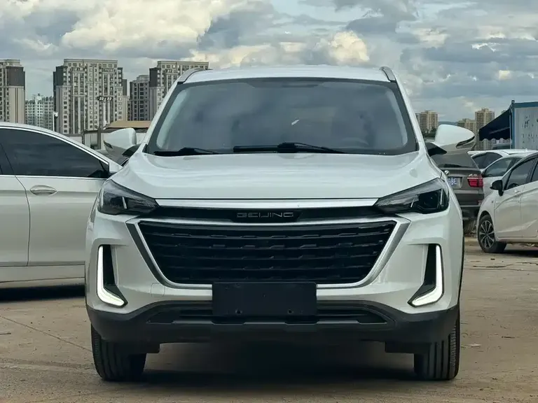 BAIC X3 1.5 L Manual Glory