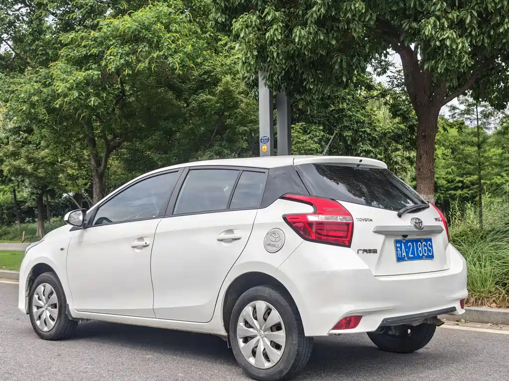 YARiS L Zhixuan 1.5 E CVT Charm Motion CN-VI