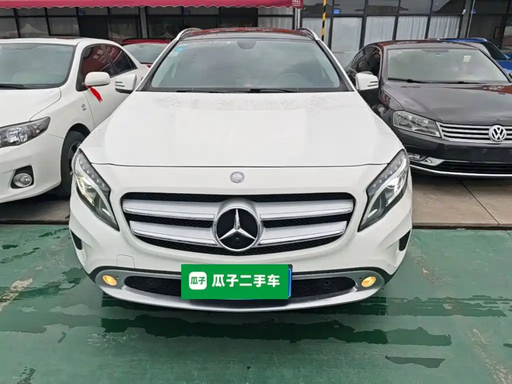 Mercedes-Benz GLA GLA 200 Fashion