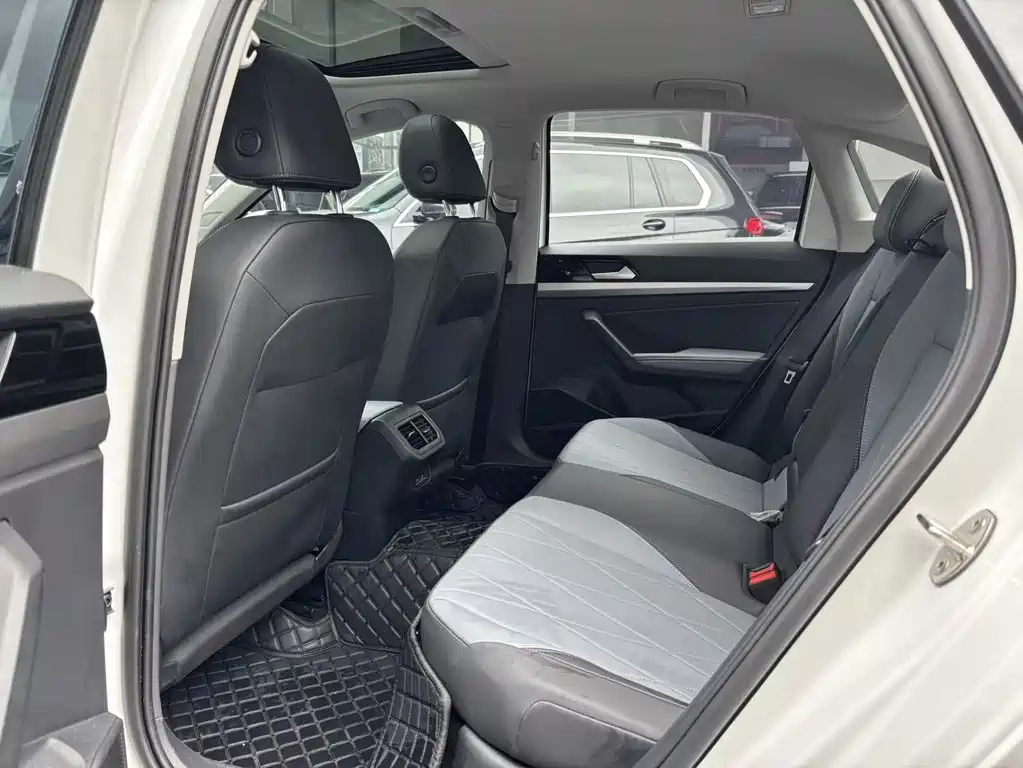 Lavida 1.5 L Auto Starry Sky 5 Million