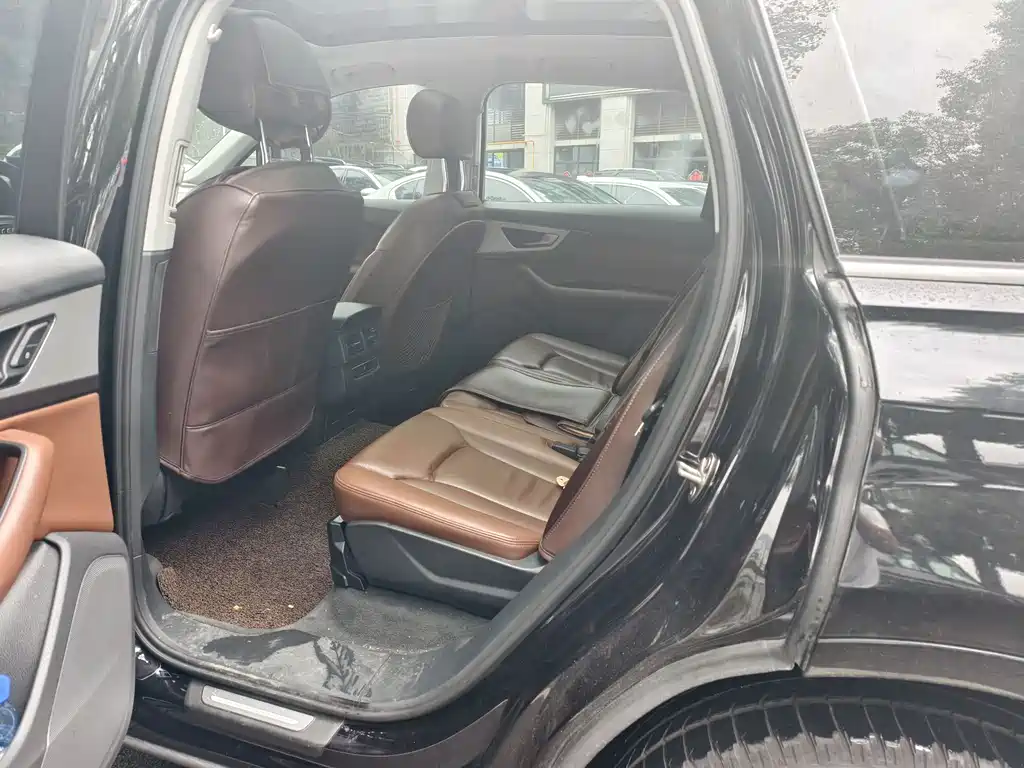 Audi Q7 40 TFSI Comfort
