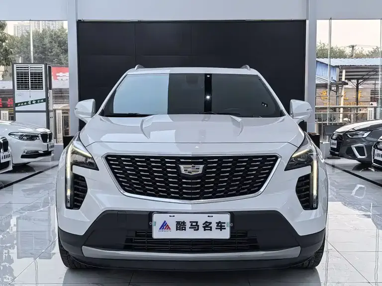 Cadillac XT4 28 T 2 WD Luxury