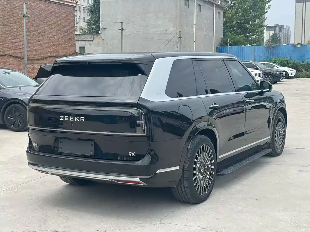 Zeekr 9 X Hyper 70 kWh