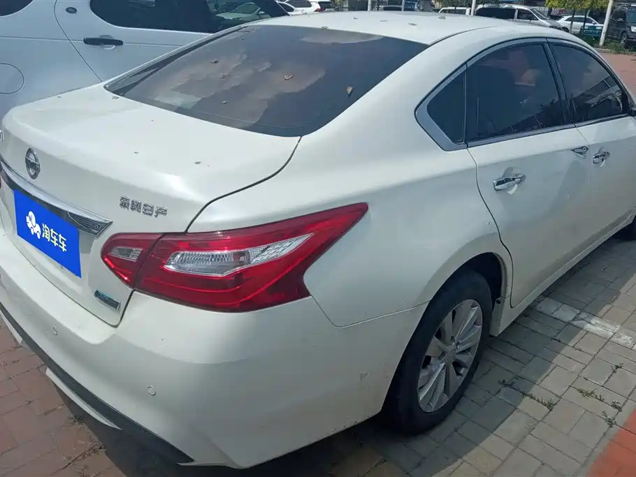 Teana 2.0 L XL Comfort