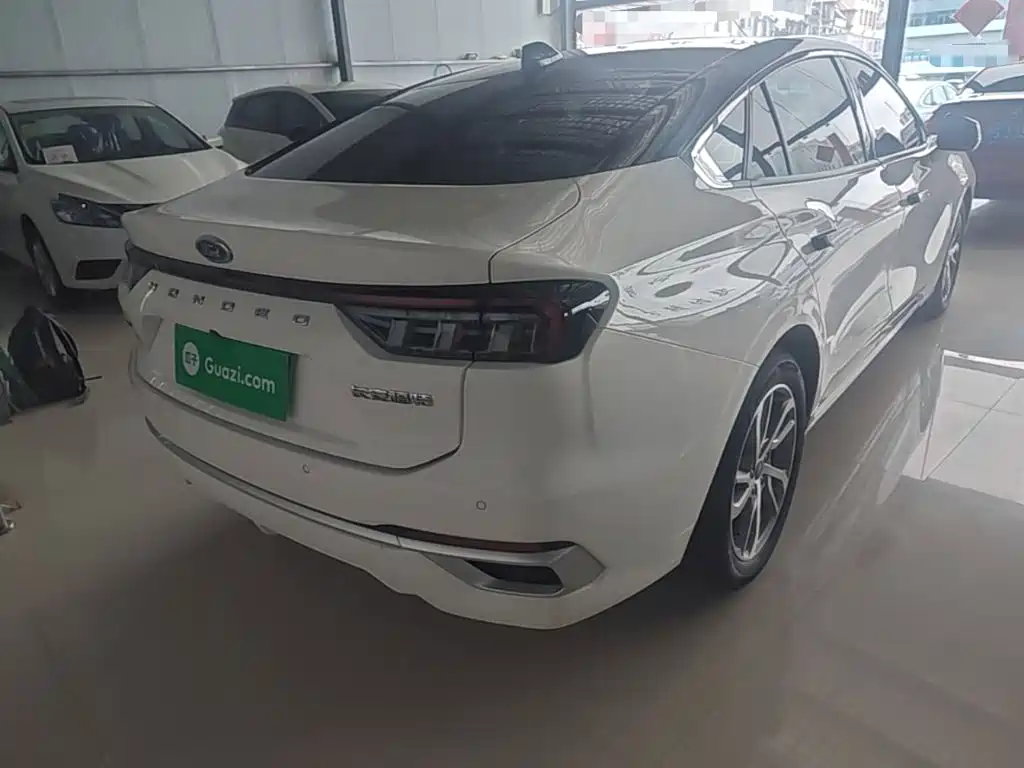 Mondeo Facelift EcoBoost 245 Luxury