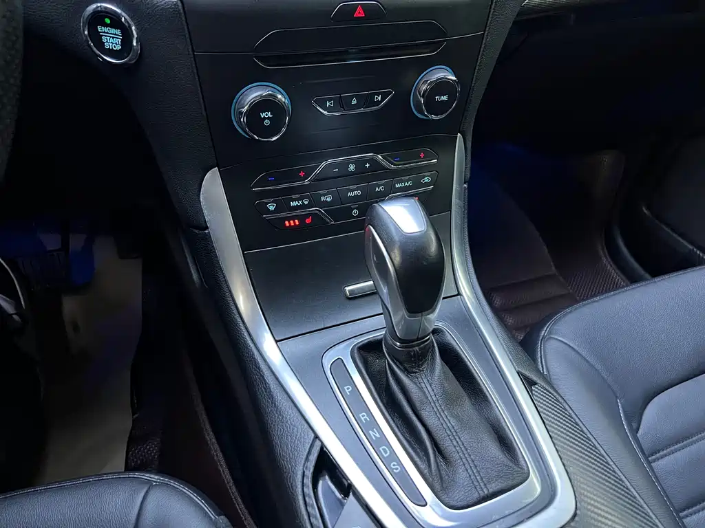 Edge 2.0 T GTDi 4 WD Grand Sharp