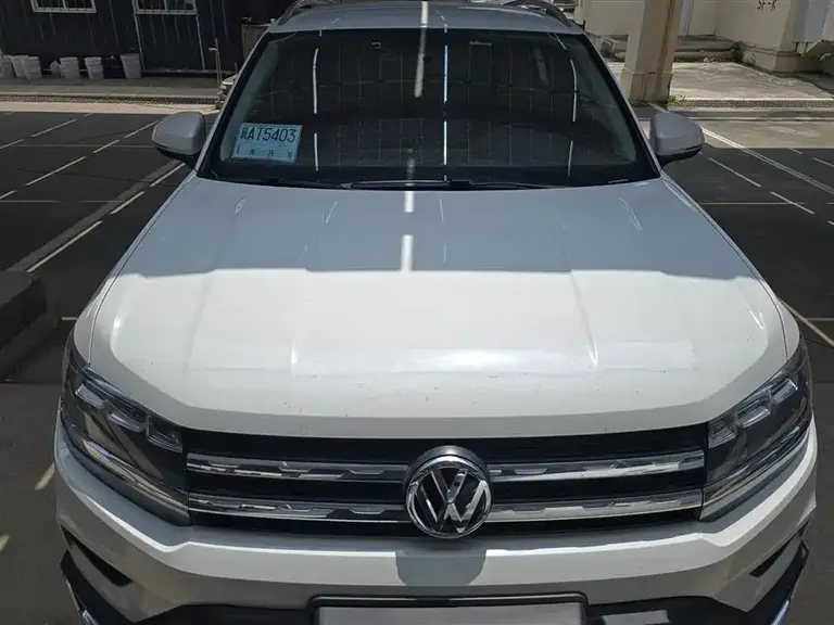 Volkswagen Tharu 280 TSI 2 WD Style CN-V