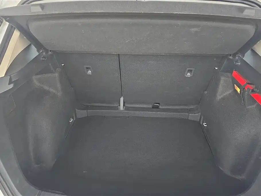 Tharu 280 TSI 2 WD Style CN-V