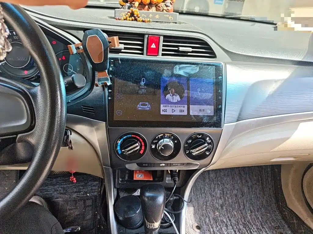 Crider 1.8 L CVT Comfort