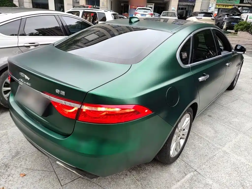 Jaguar XFL XFL 2.0 T 250 PS Luxury