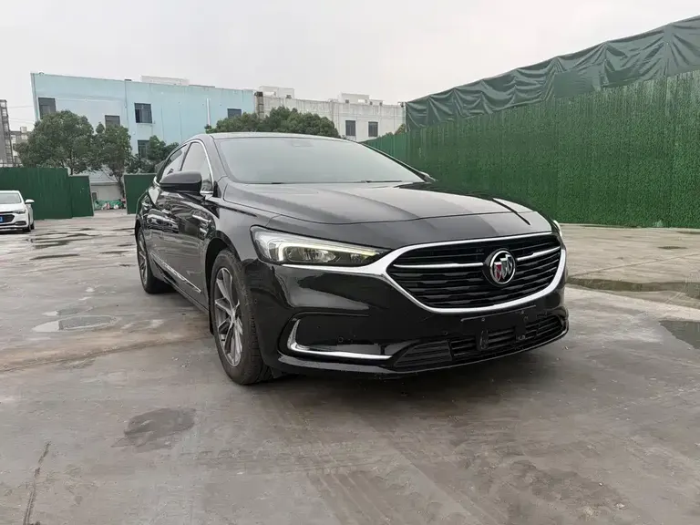 Buick LaCrosse 652 T Distinguished