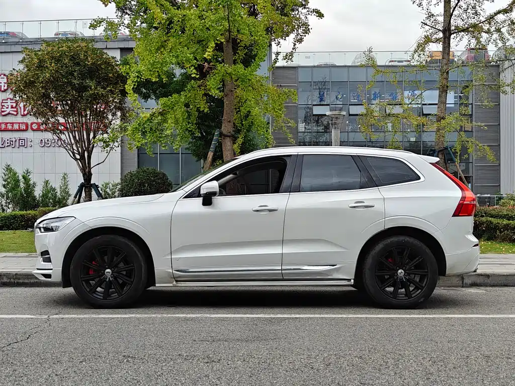 Volvo XC60 T5 4 WD Smart Vision Sport CN-VI