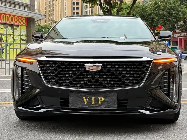 Cadillac CT6 28 T Distinguished