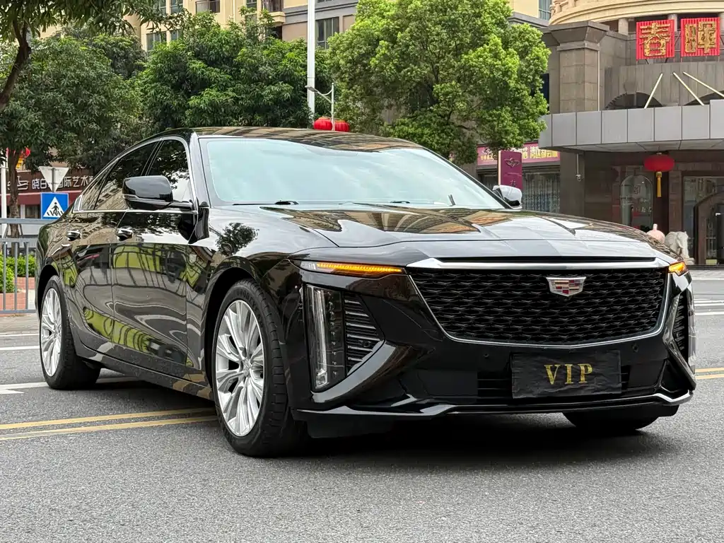 Cadillac CT6 28 T Distinguished