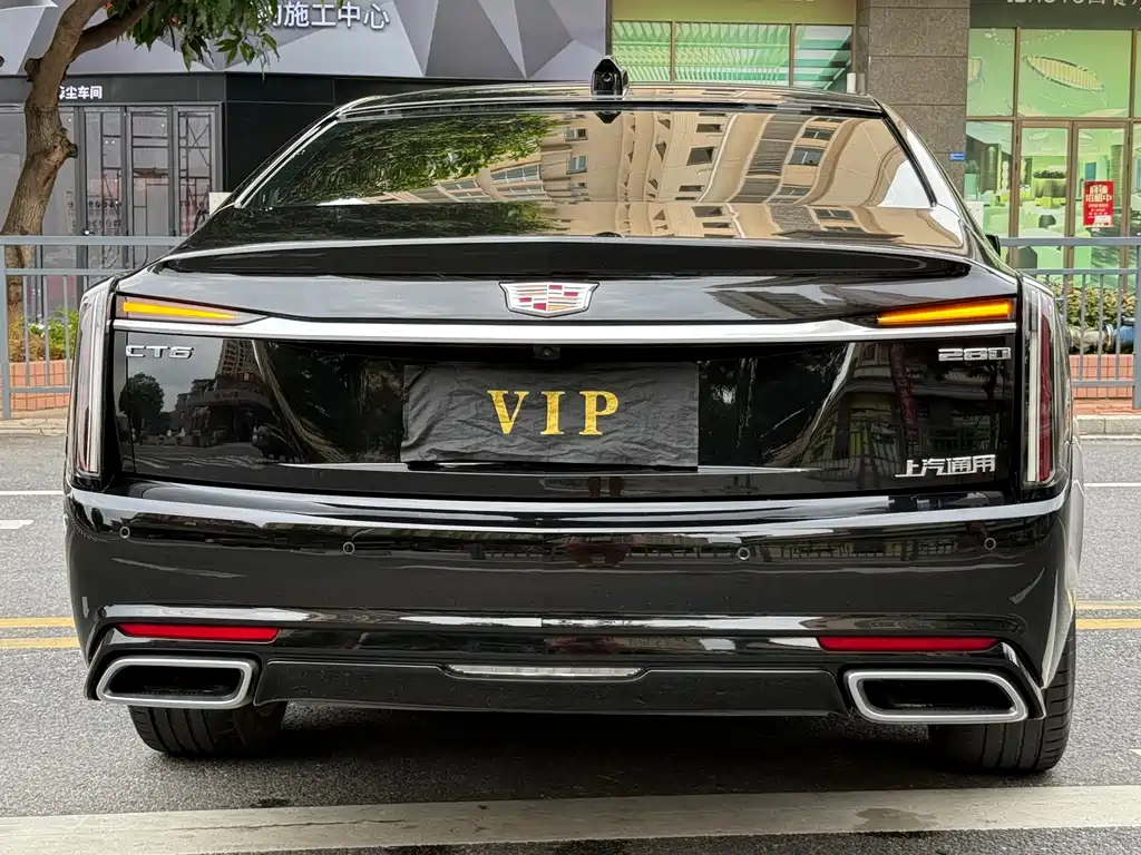 Cadillac CT6 28 T Distinguished