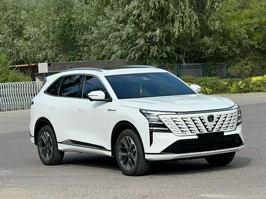 Changan CS75 PLUS 4 th Gen 1.5 T New Blue Whale Smart Flagship