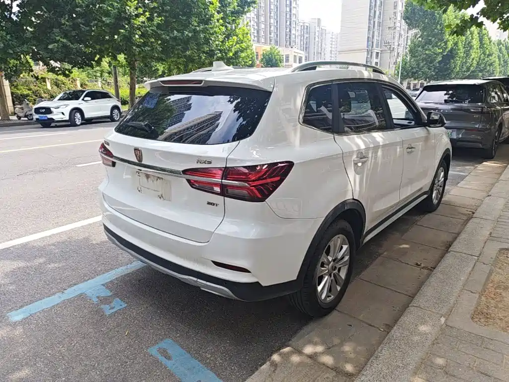 Roewe RX5 20 T 2 WD Auto Flagship