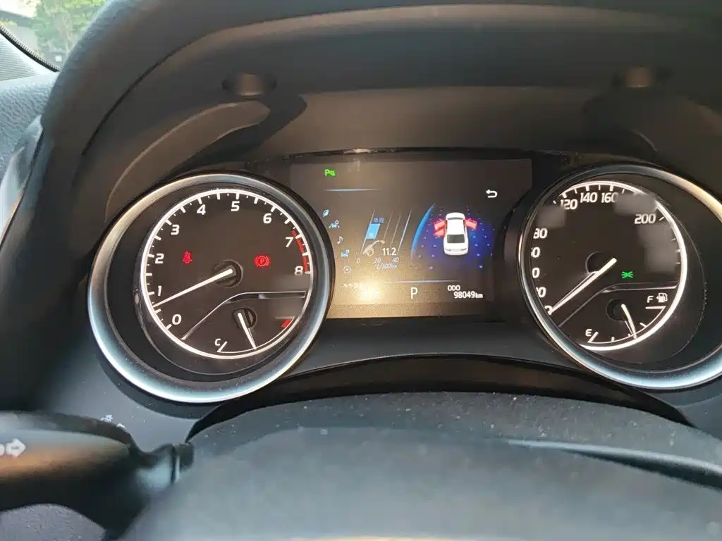 Camry 2.0 G Luxury