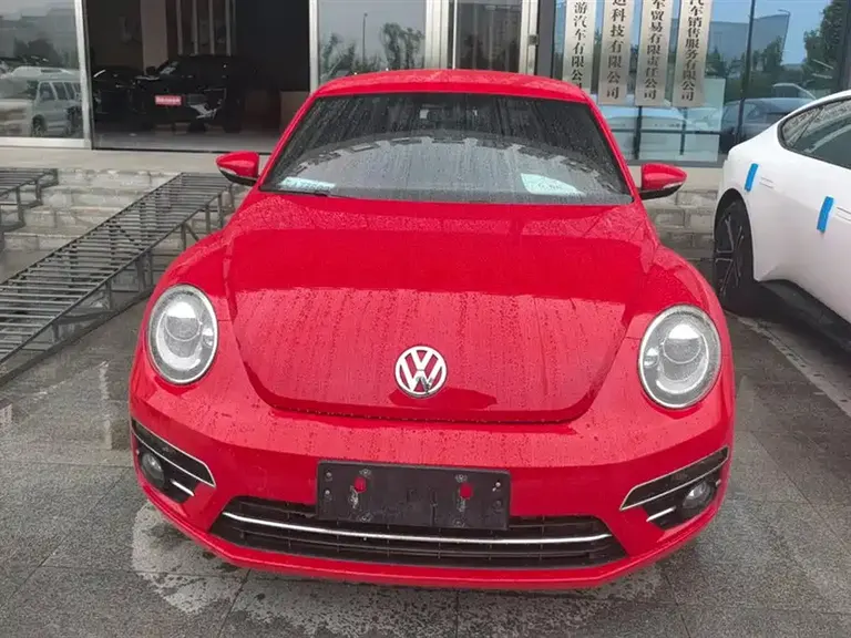 Volkswagen Beetle 180 TSI Comfort Joy