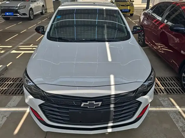 Chevrolet Monza Mild Hybrid Redline 320 T DCT Brisk