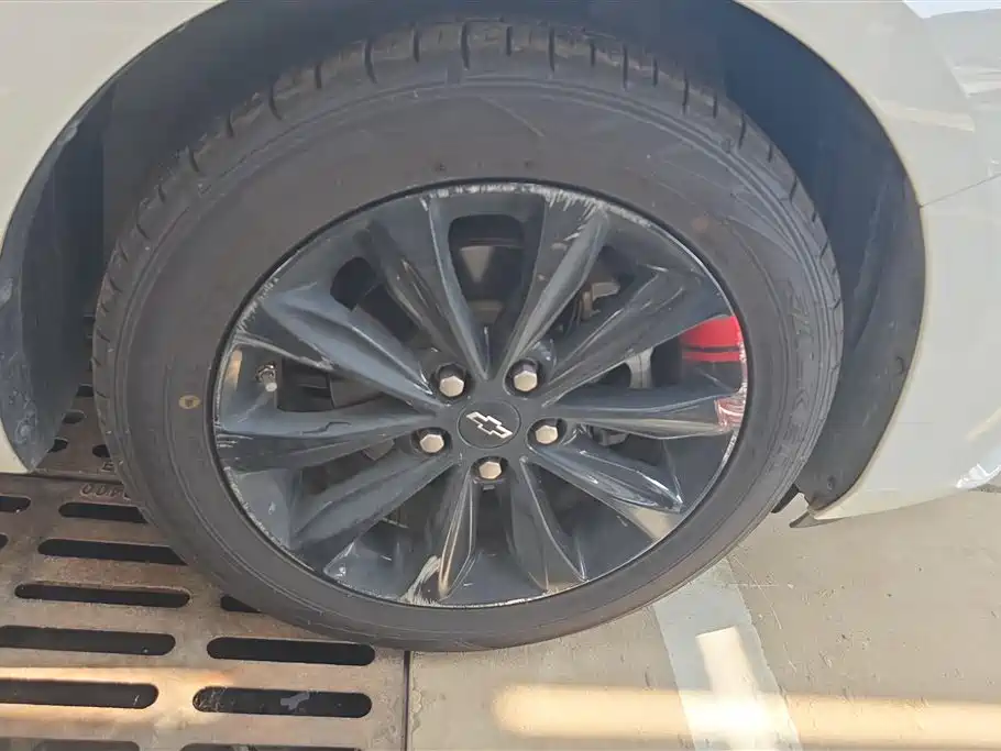 Monza Mild Hybrid Redline 320 T DCT Brisk