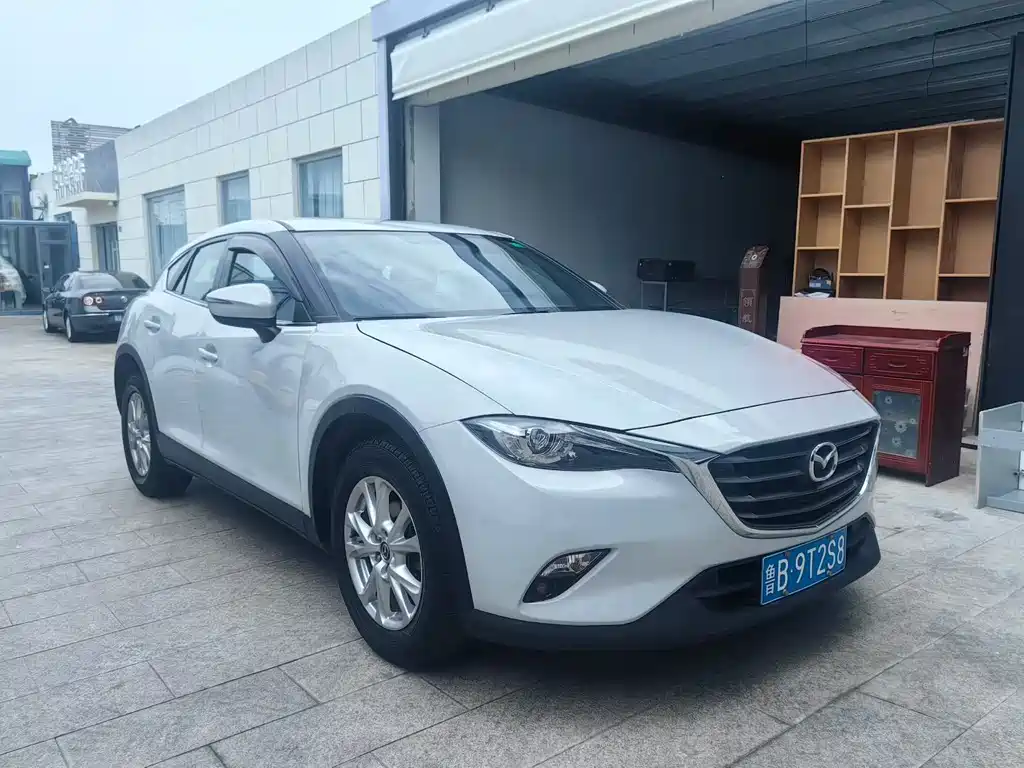 Mazda CX-4 2.0 L Auto 2 WD Blue Sky Taste
