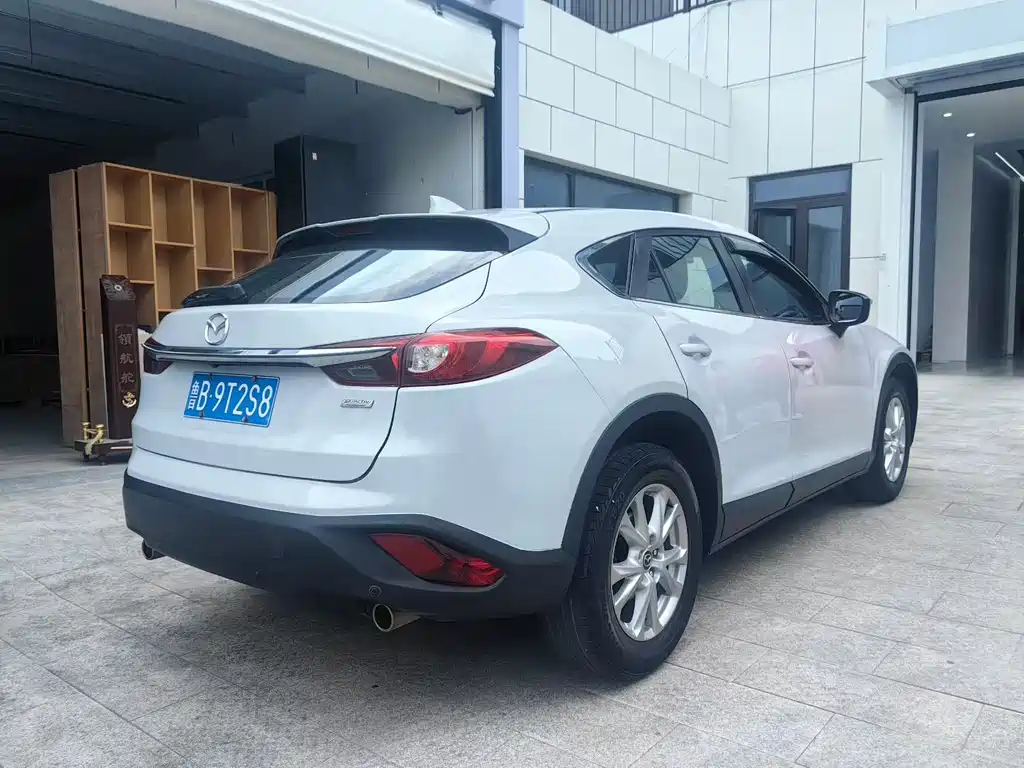 Mazda CX-4 2.0 L Auto 2 WD Blue Sky Taste