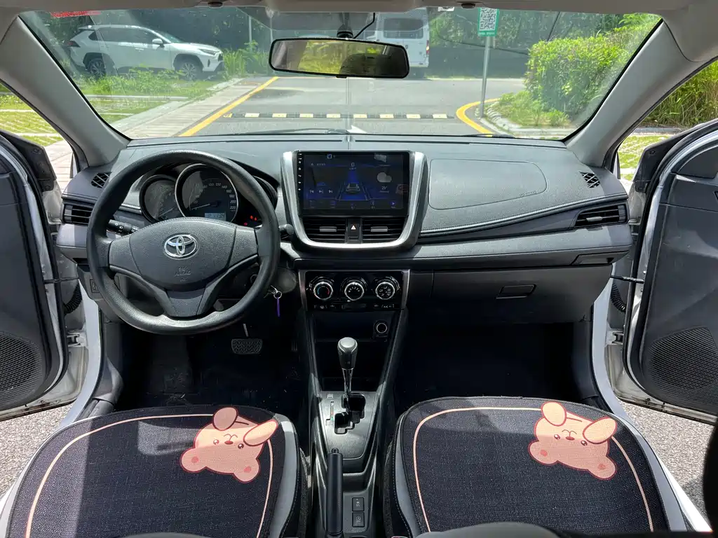 YARiS L Zhixuan Zhixuan X 1.5 L CVT Leading