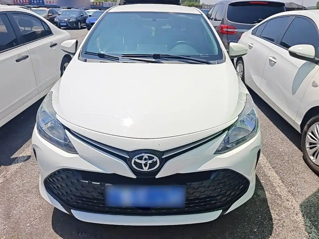Vios FS 1.5 L CVT Sharp Speed