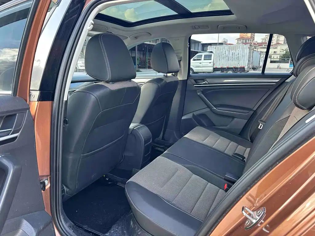 C-TREK 1.5 L Auto Comfort