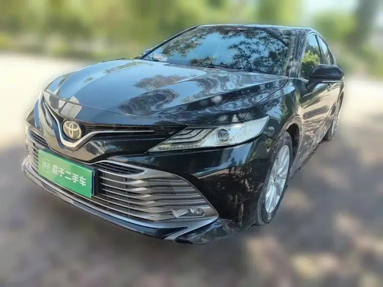 Toyota Camry 2.0 G Luxury