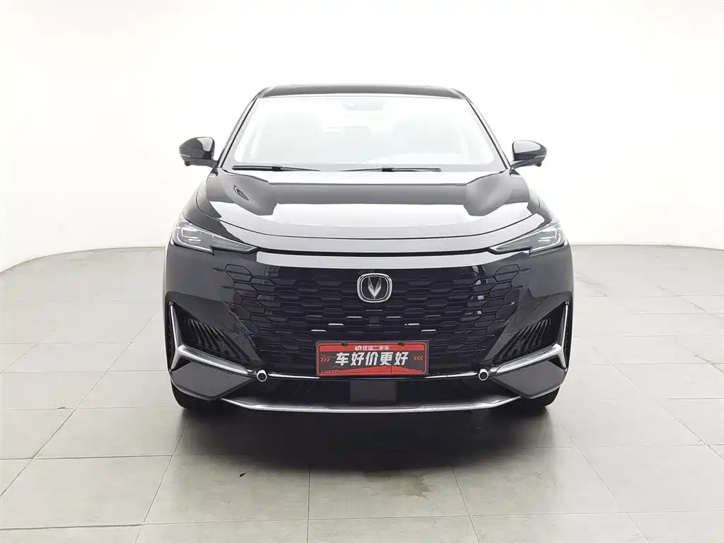 Changan UNI-K 2.0 T Outstanding