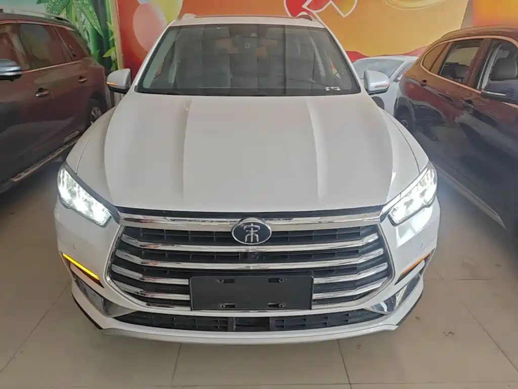 Song Pro 1.5 T Auto Luxury