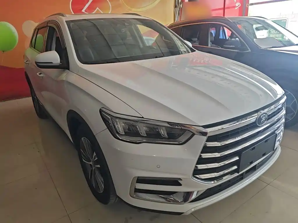 Song Pro 1.5 T Auto Luxury