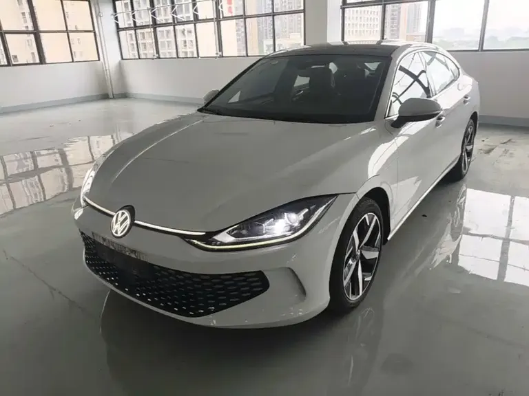 Volkswagen Lamando Lamando L 280 TSI DSG Spicy Cool