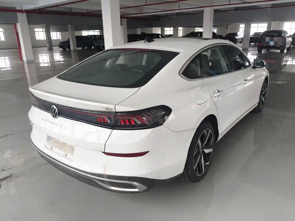 Lamando Lamando L 280 TSI DSG Spicy Cool