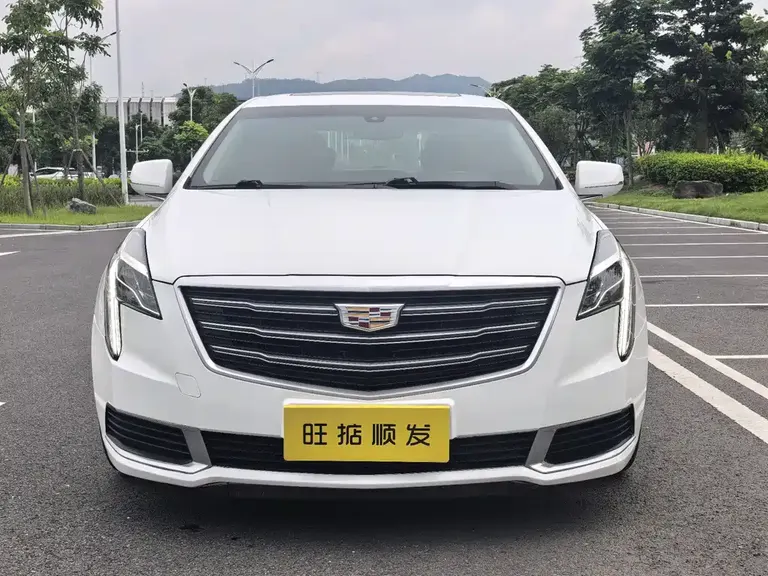 Cadillac XTS 28 T Tech