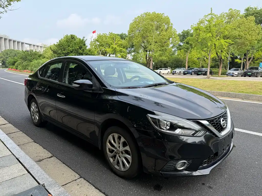 Sylphy 1.6 XL CVT Luxury