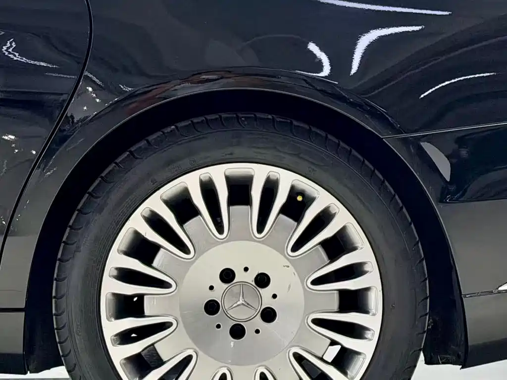 Maybach S-Class S 400 4 MATIC
