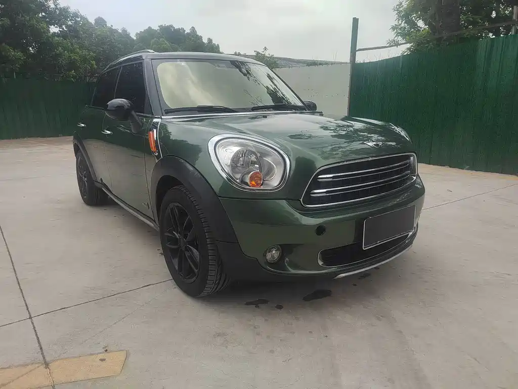 MINI COUNTRYMAN 1.6 T COOPER ALL4 Fun