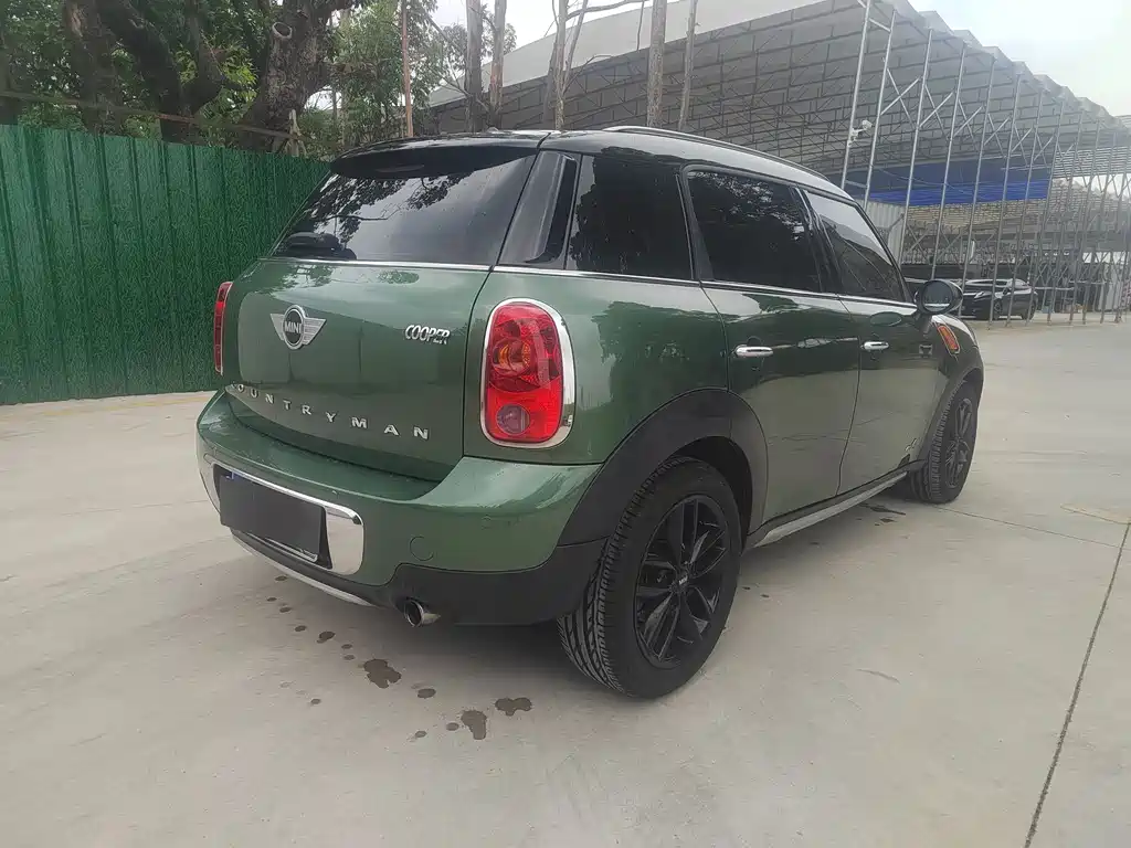 MINI COUNTRYMAN 1.6 T COOPER ALL4 Fun