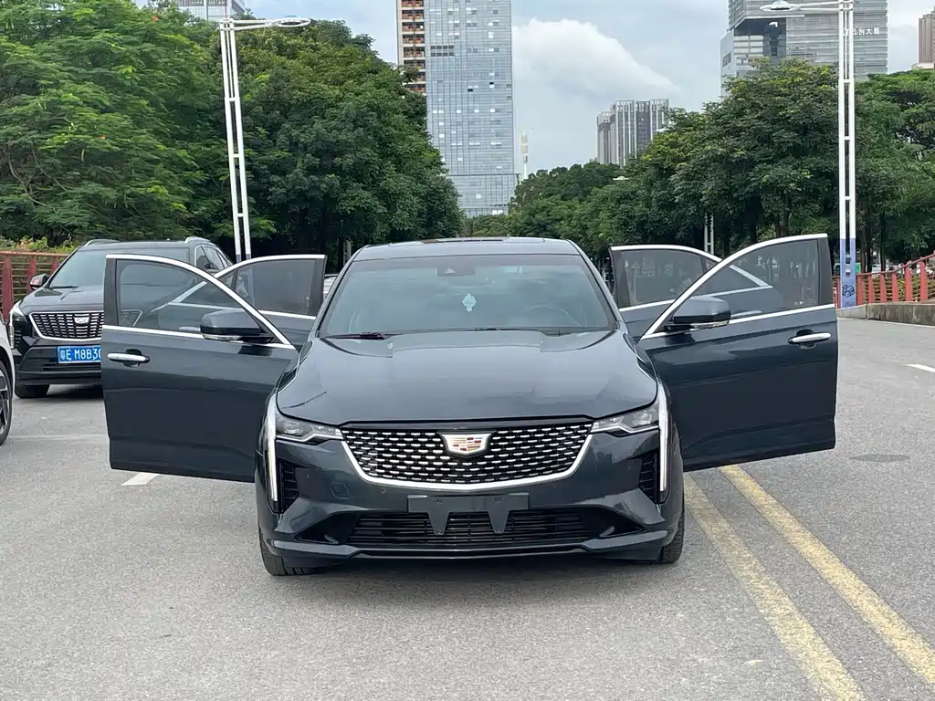 Cadillac CT4 28 T Luxury