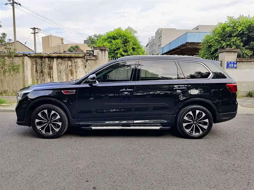 Hongqi HS7 2.0 T DCT 2 WD Connected Flagship Enjoyment 5-seat