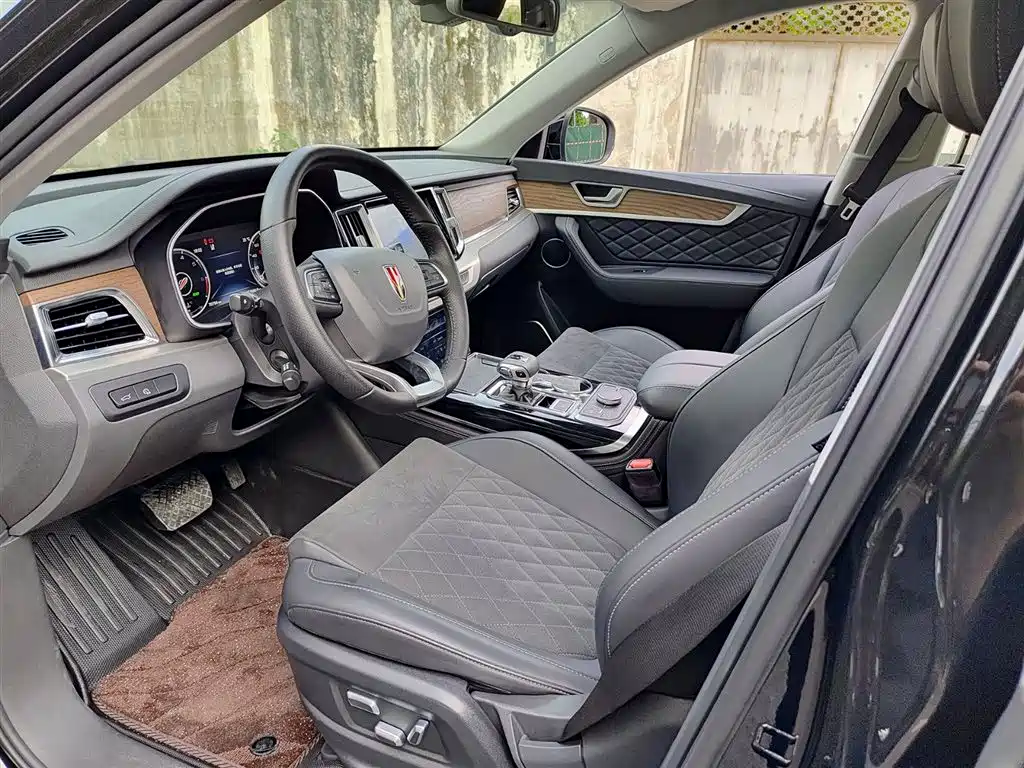Hongqi HS7 2.0 T DCT 2 WD Connected Flagship Enjoyment 5-seat