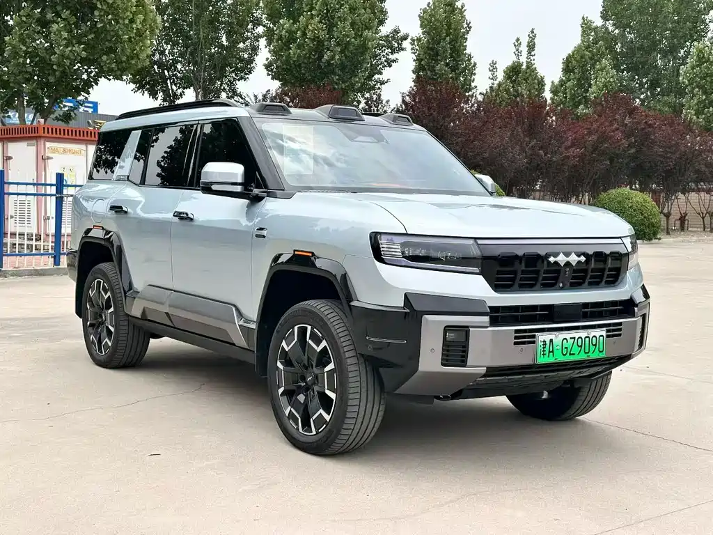Leopard 8 Brave Flagship 7-seat