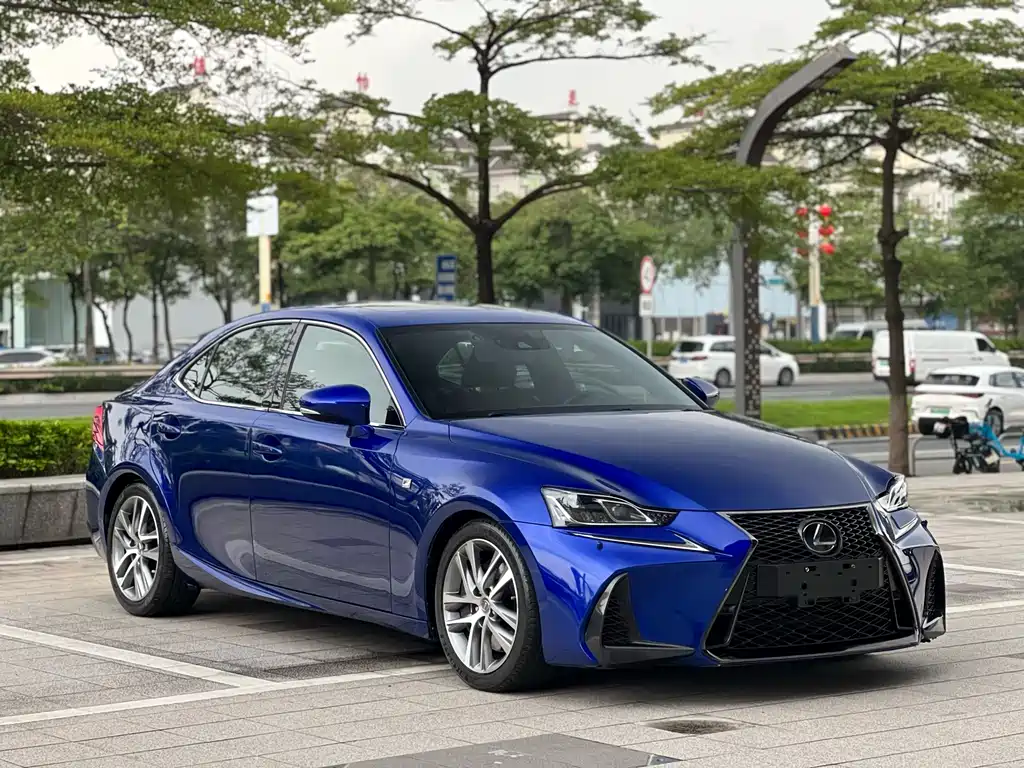 Lexus IS 300 F SPORT