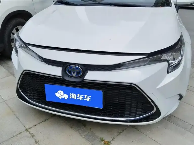 Toyota Levin Dual Engine 1.8 H E-CVT Luxury