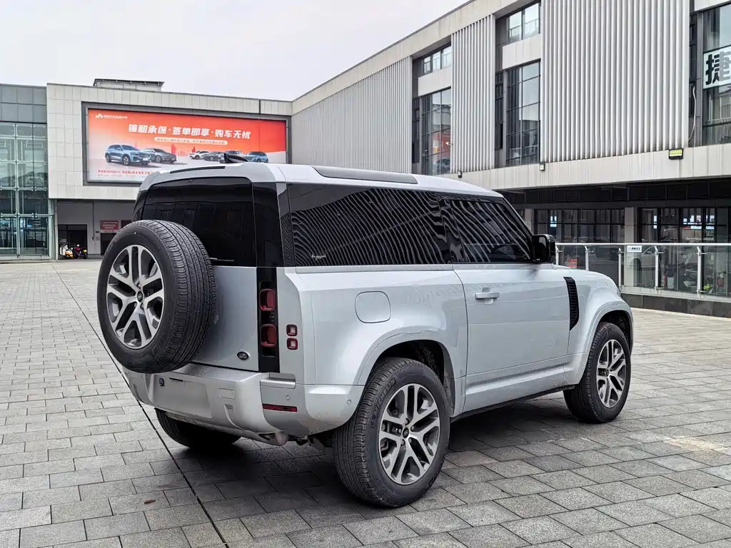 Land Rover Defender 90 3.0 T P400 XS