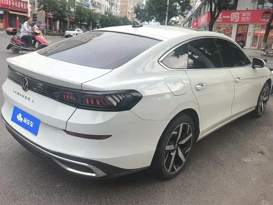 Lamando Lamando L 280 TSI DSG Spicy Cool