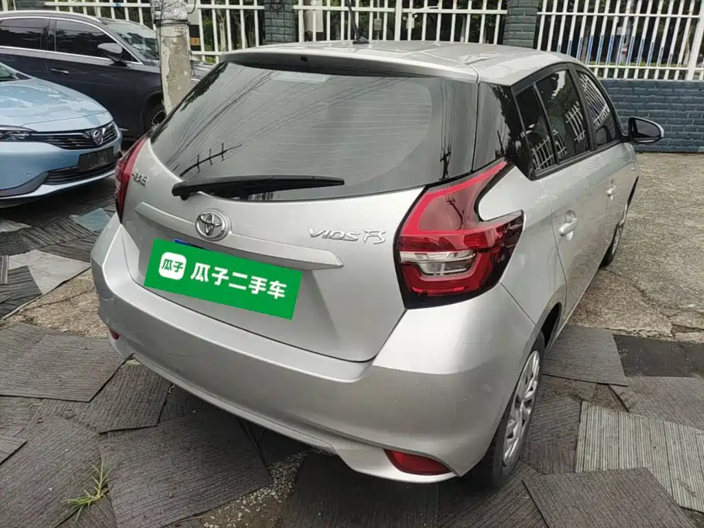 Vios FS 1.5 L CVT Sharp Speed